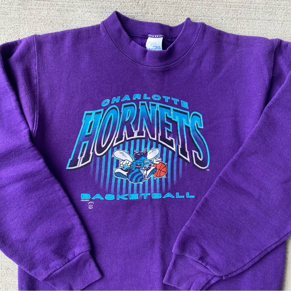 Vintage NBA Charlotte Hornets Sweater